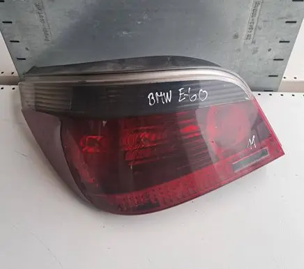 BMW 5 E60 E61 Rear/tail lights 6910767
