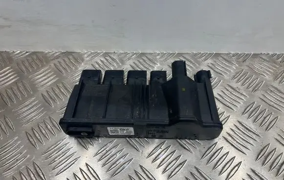 BMW 4 G22 G23 G24 G26 Power management control unit 8741401