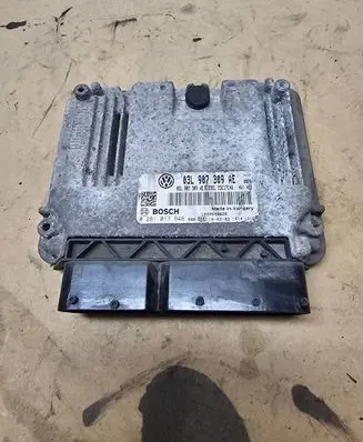 Volkswagen Tiguan Engine control unit/module 03L907309AE 0281017946