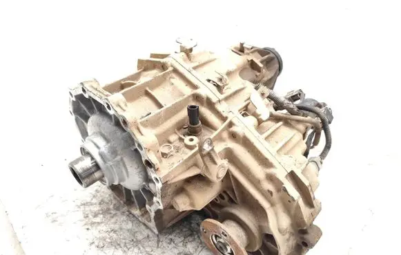 Nissan Pathfinder R51 Gearbox transfer box case EA70A 33100-EA70A