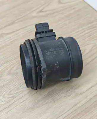 Volvo XC90 Mass air flow meter 30677999 0281002730 7601790