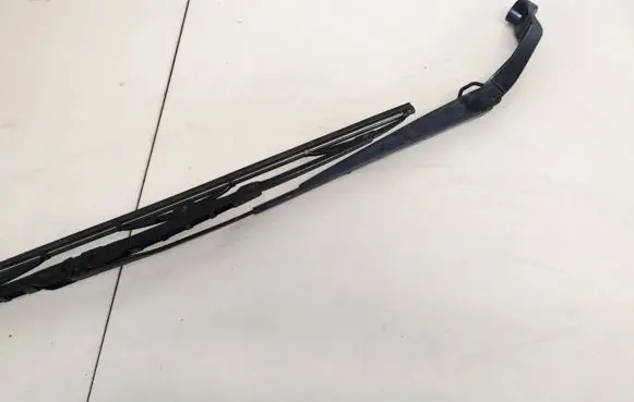 Mazda 2 Front wiper blade arm