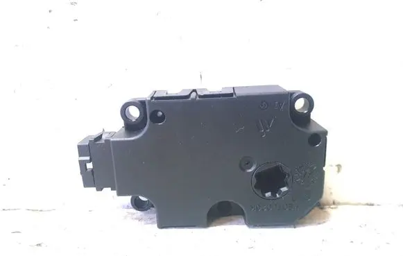 Audi A7 S7 4G Air flap motor/actuator CZ1139300856