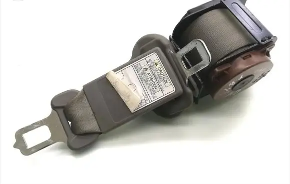 Chevrolet Tacuma Rear seatbelt A2087