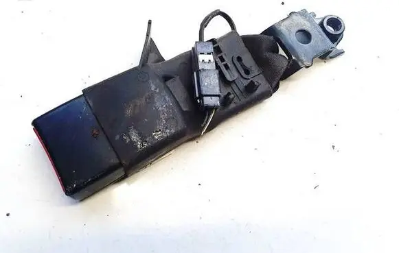 Toyota Avensis T270 Rear seatbelt buckle 6093092