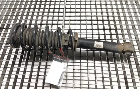Peugeot 407 Front shock absorber/damper