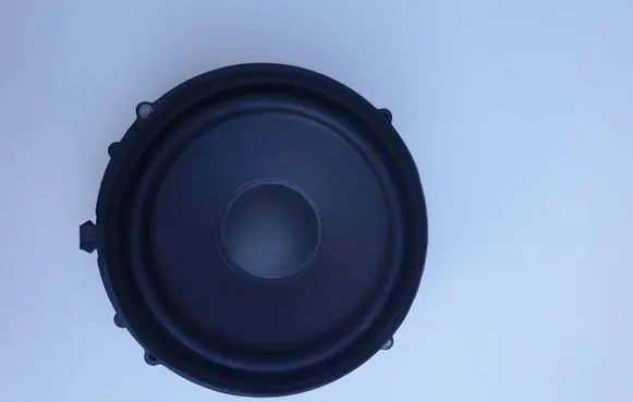 Tesla Model S Front door speaker 100483303A 1000348001