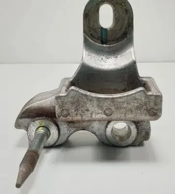 Honda Jazz Engine mounting bracket