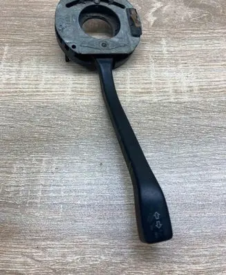 Volkswagen Golf III Indicator stalk 8193DOTSAE