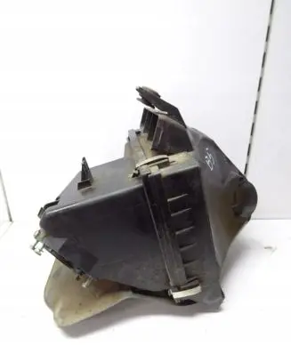 Volkswagen PASSAT B5.5 Air filter 3B0133837AP