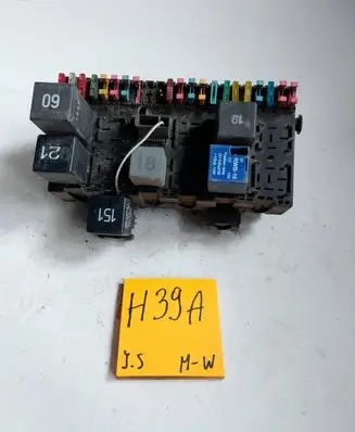 Volkswagen Golf IV Fuse box set 1J0937503 4B0937503