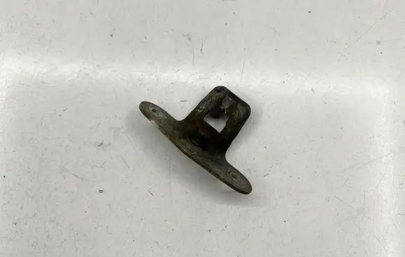 Mercedes-Benz W123 Loading door lock loop/hook striker