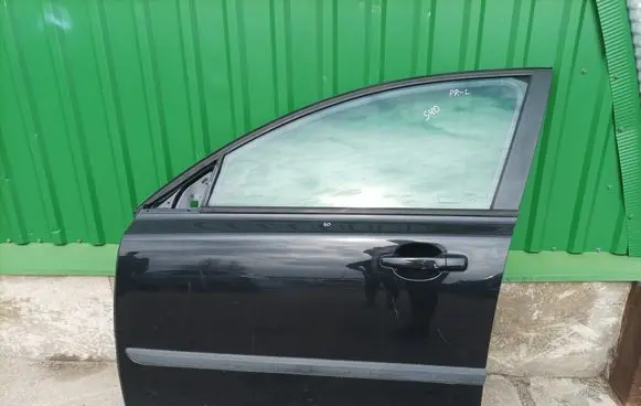 Volvo S40 Front door
