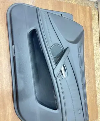 BMW 5 E60 E61 Front door card panel trim E1369335 300407083711
