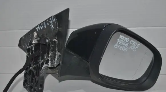 Volvo C70 Front door electric wing mirror