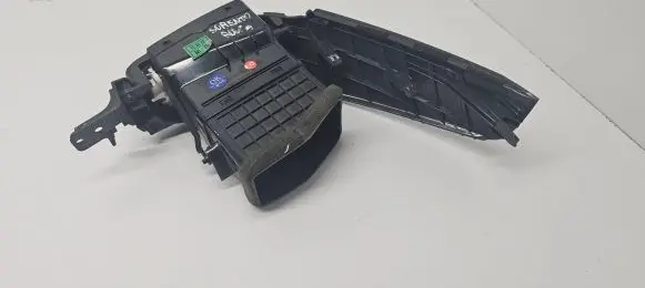 KIA Sorento Dash center air vent grill