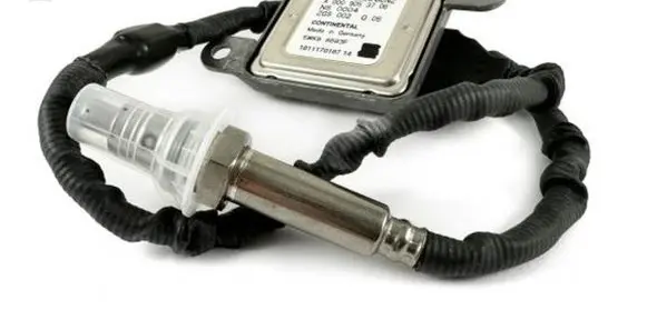 Mercedes-Benz CL C215 Lambda probe sensor A0009053706