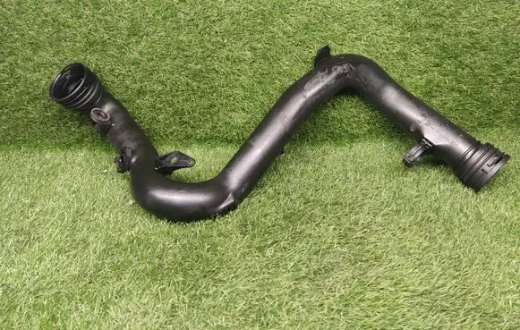 Volkswagen Golf V Intercooler hose/pipe 1K0145762BP 1K0145770AA