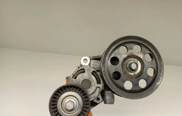 Subaru XV I Alternator belt tensioner 23769AA111