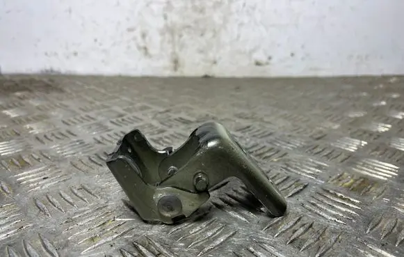 Peugeot 5008 II Rear door upper hinge