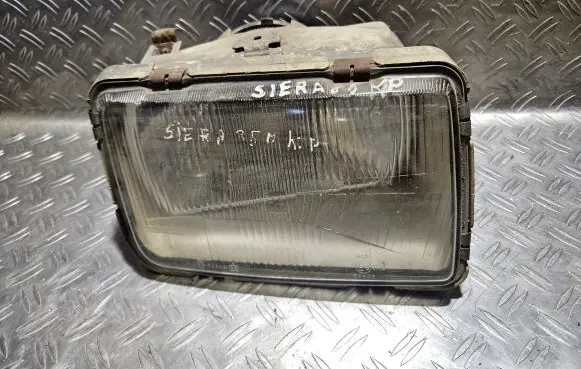 Ford Sierra Headlight/headlamp 03428749 03428748