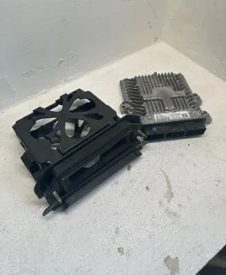 Jaguar S-Type Engine control unit/module 6R8Q12A650EE 5WS40280CT