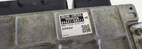 Toyota Yaris Engine control unit/module 896610D311 MB2753004760
