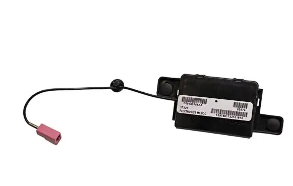 Chrysler Pacifica Antenna control unit P68186558AA 68186558AA 5197841722101116