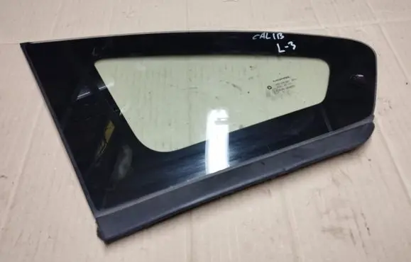 Dodge Caliber Rear side window E643R008011