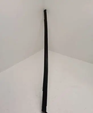 Porsche Macan (95B) Rear door trim (molding) 95B971687