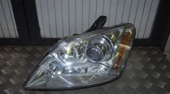 Ford Focus C-MAX Headlight/headlamp 3M5113006EH