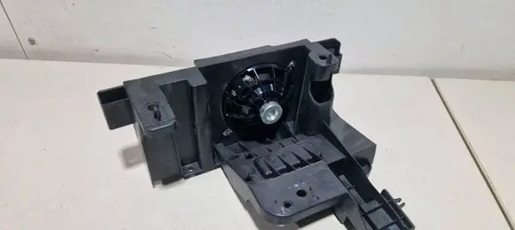 Renault Kangoo II Parcel shelf speaker 8200890409