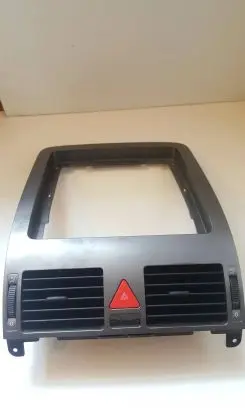 Volkswagen Touran I Dash center air vent grill 1T1819728C