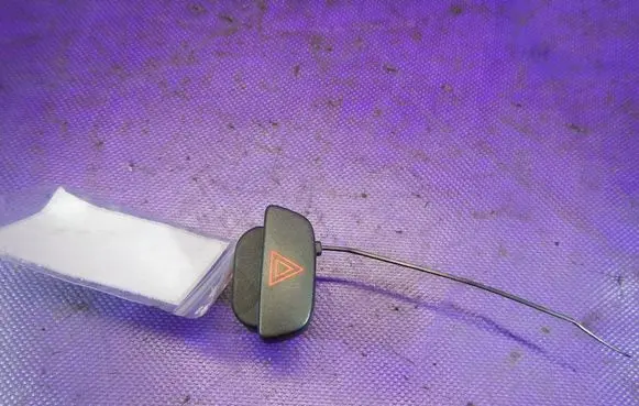 Ford Fiesta Hazard light switch 