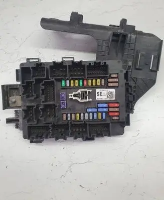 Tesla Model S Fuse module 109440900E 109440900 1094409