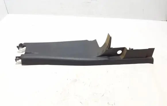 (B) pillar trim (bottom)