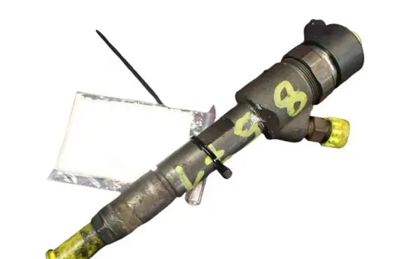 Fuel injector