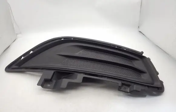 Ford Fusion II Front bumper lower grill DS7319952ABW