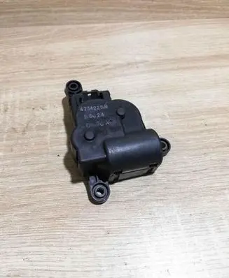 Chrysler Voyager Air flap motor/actuator 4734225B 58024