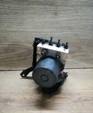 Toyota Corolla Verso AR10 ABS Pump 445400F020 0265234222
