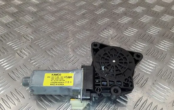 Hyundai ix 55 Front door window regulator motor 824603J000
