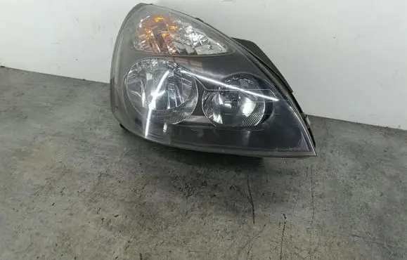 Renault Clio II Headlight/headlamp 