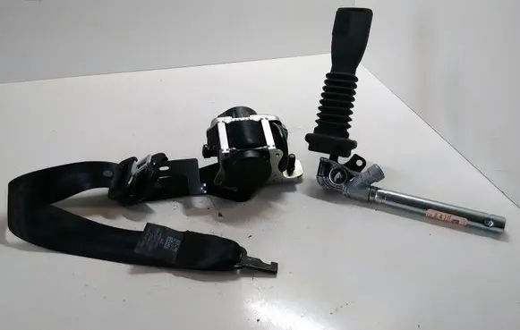 KIA Sportage Front seatbelt 88820F1200WK 635290800B