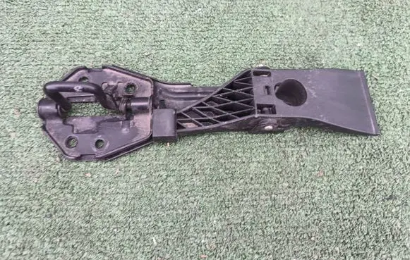 Audi A6 C7 Engine bonnet/hood lock/catch 4G0823480A