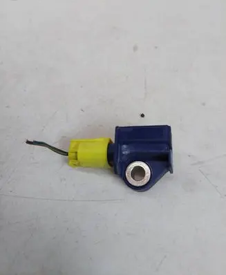 Mercedes-Benz C W204 Airbag deployment crash/impact sensor A2128204926