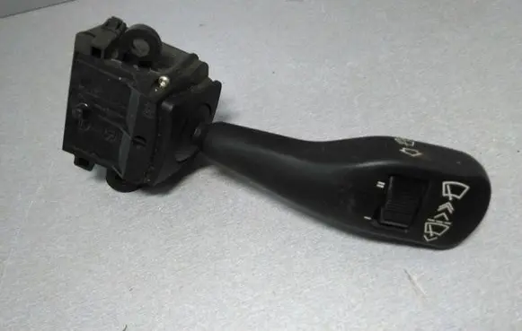 BMW 7 E38 Wiper control stalk 8363664L 01204000