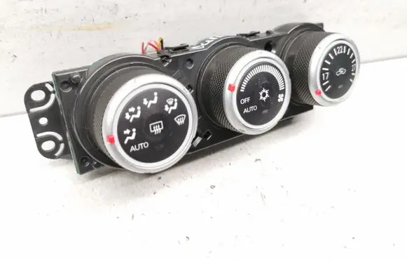 Mitsubishi Outlander Climate control unit 7820A082XA