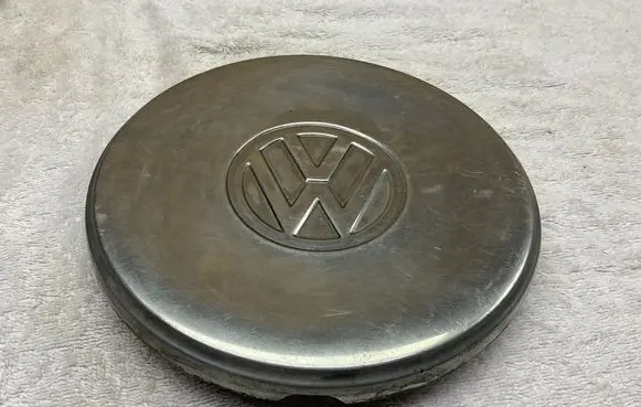 Volkswagen Golf V Original wheel cap 