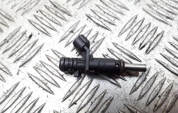 Peugeot 308 Fuel injector V752817680