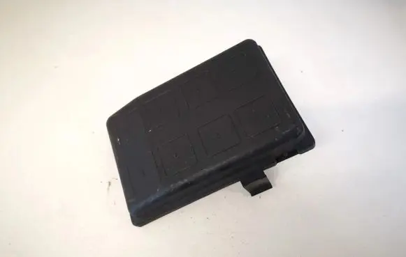 Opel Astra G Fuse box cover 09132702